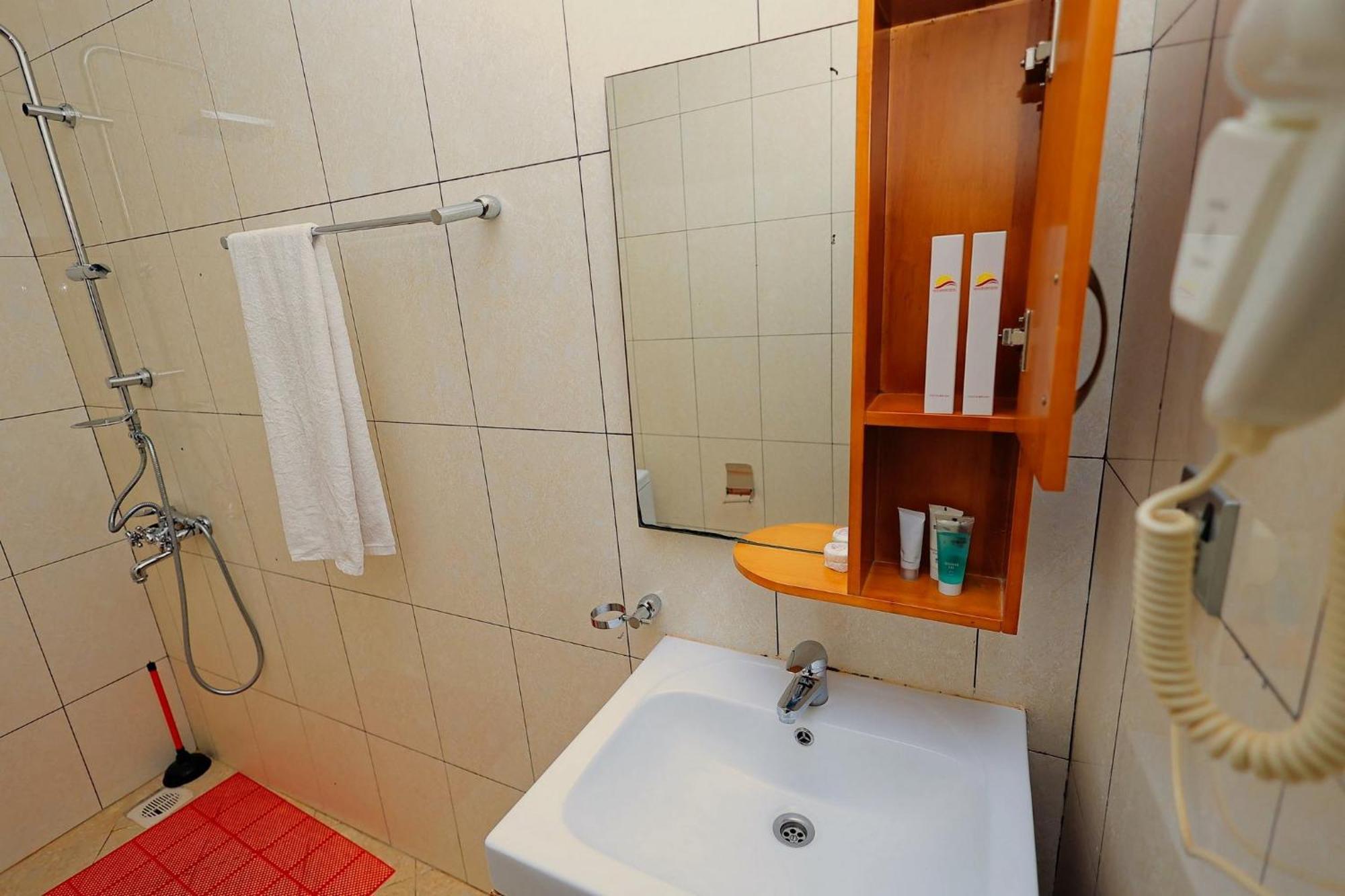 Shine Country Resort Hotel Naziba Kültér fotó