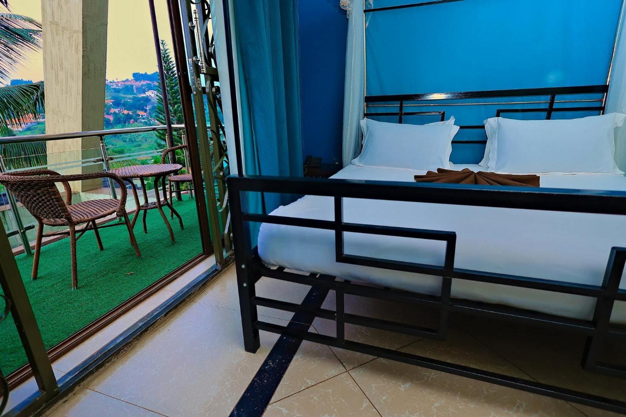 Shine Country Resort Hotel Naziba Kültér fotó