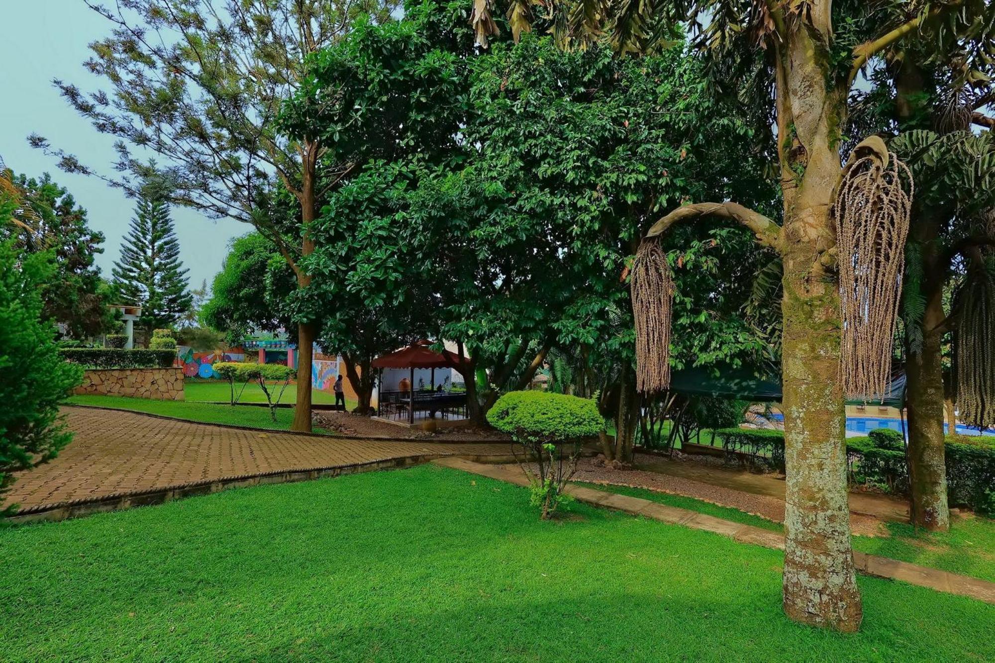 Shine Country Resort Hotel Naziba Kültér fotó